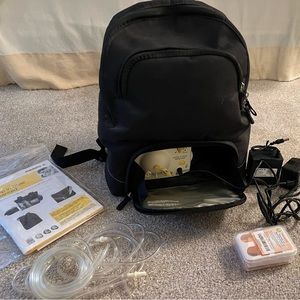 Medela Pump In Style Pump and Backpack (circa 2017)